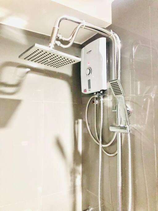Air Residence 1Br With Balcony Free Netflix And Disney Plus Manila Exterior foto